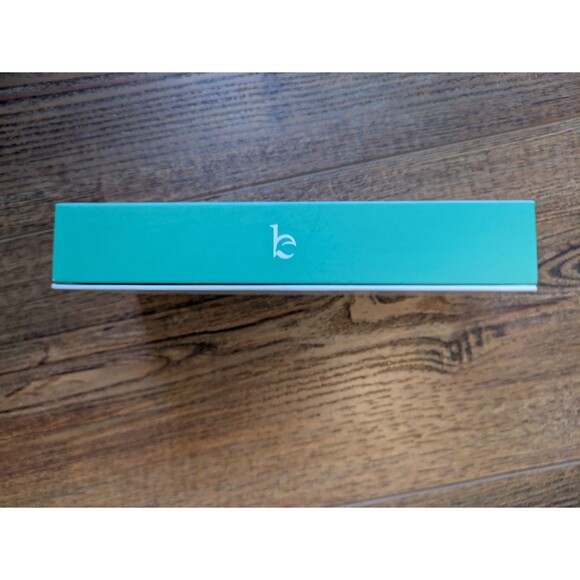 Beauty by Earth Jade Roller Face & Neck skin firming massaging anti-aging tool - Picture 2 of 3